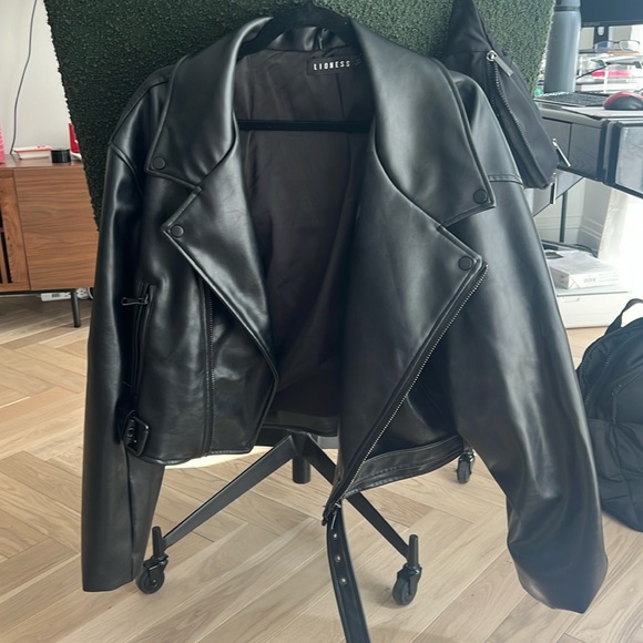 VEGAN LEATHER JACKET - Picture 2 of 7